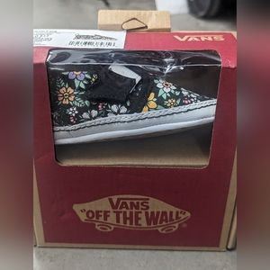 Vans Slip On Crib Shoes Fun Floral, Size 4.0